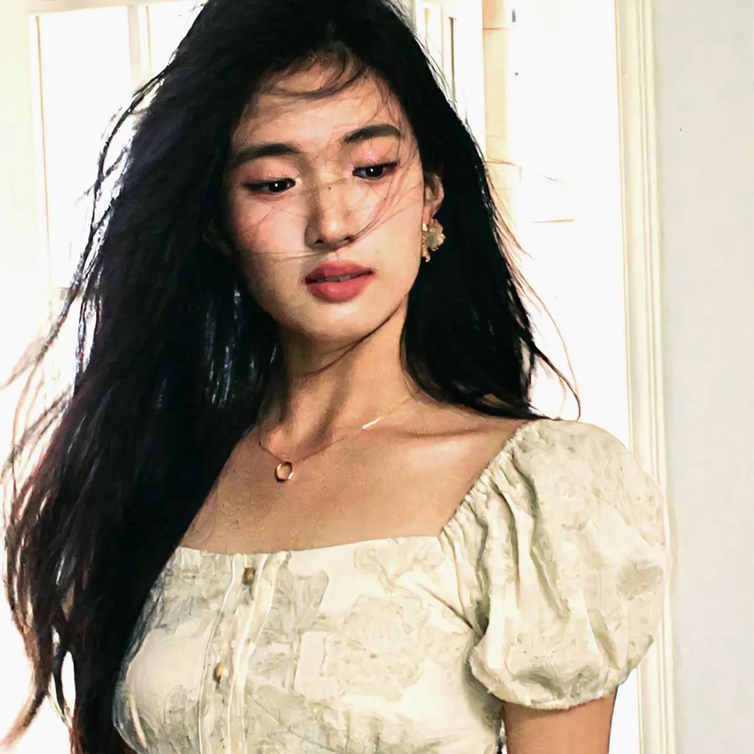 脸庞，村庄